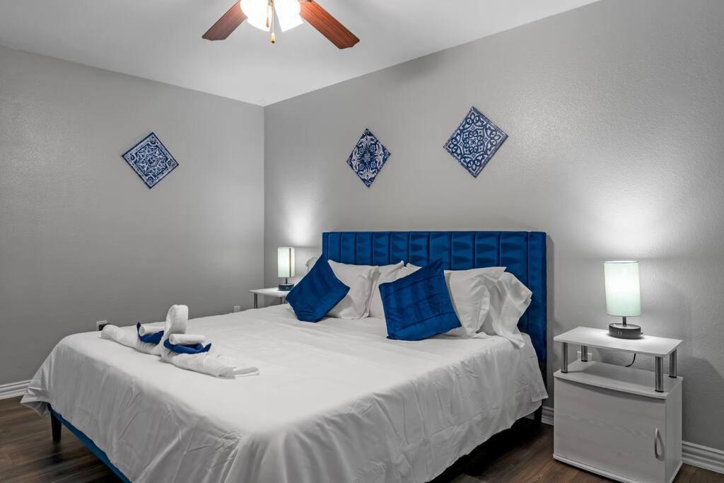 Family Friendly 2Bdrm-Walk To At&T/Cowboys Stadium Arlington Buitenkant foto