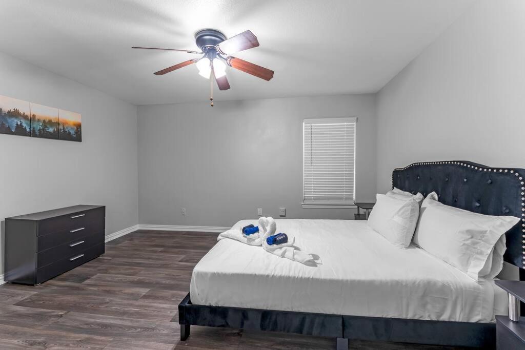 Family Friendly 2Bdrm-Walk To At&T/Cowboys Stadium Arlington Buitenkant foto