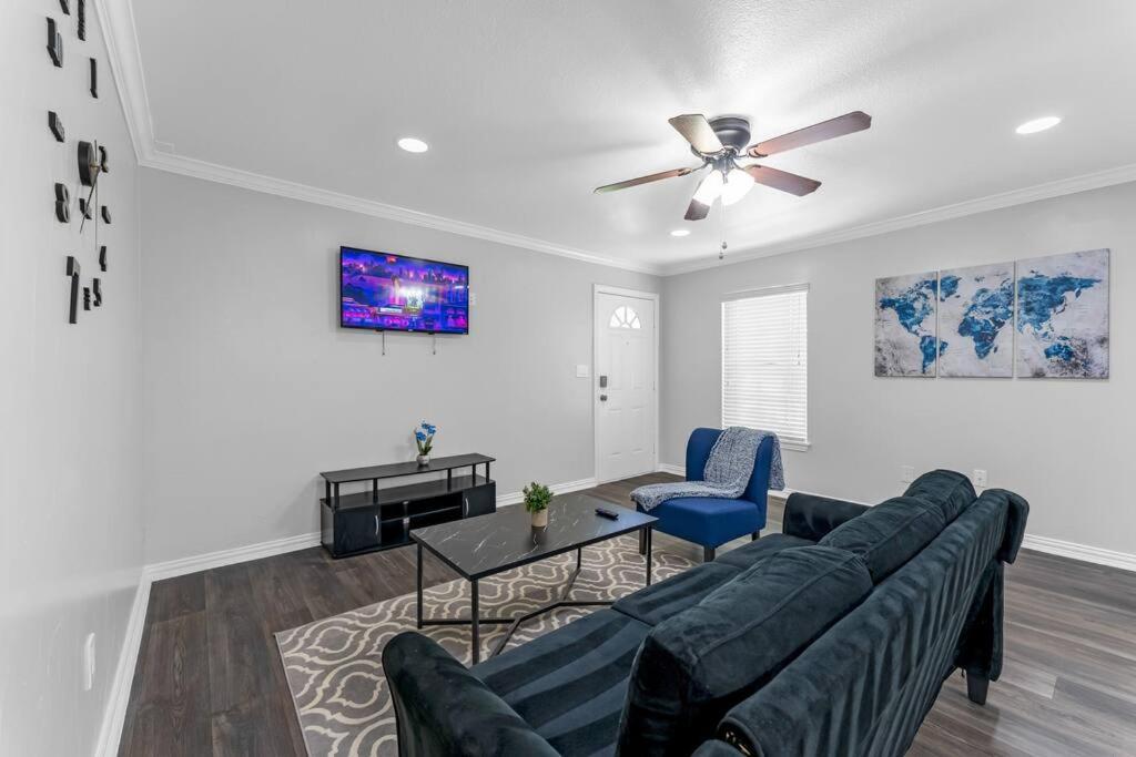 Family Friendly 2Bdrm-Walk To At&T/Cowboys Stadium Arlington Buitenkant foto