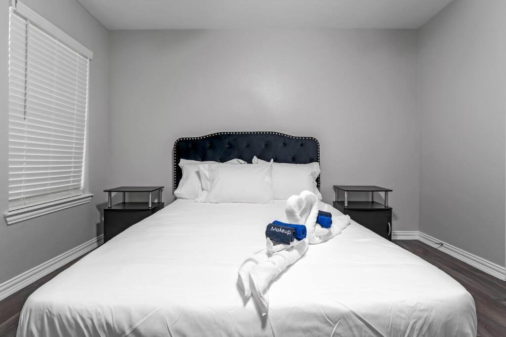 Family Friendly 2Bdrm-Walk To At&T/Cowboys Stadium Arlington Buitenkant foto