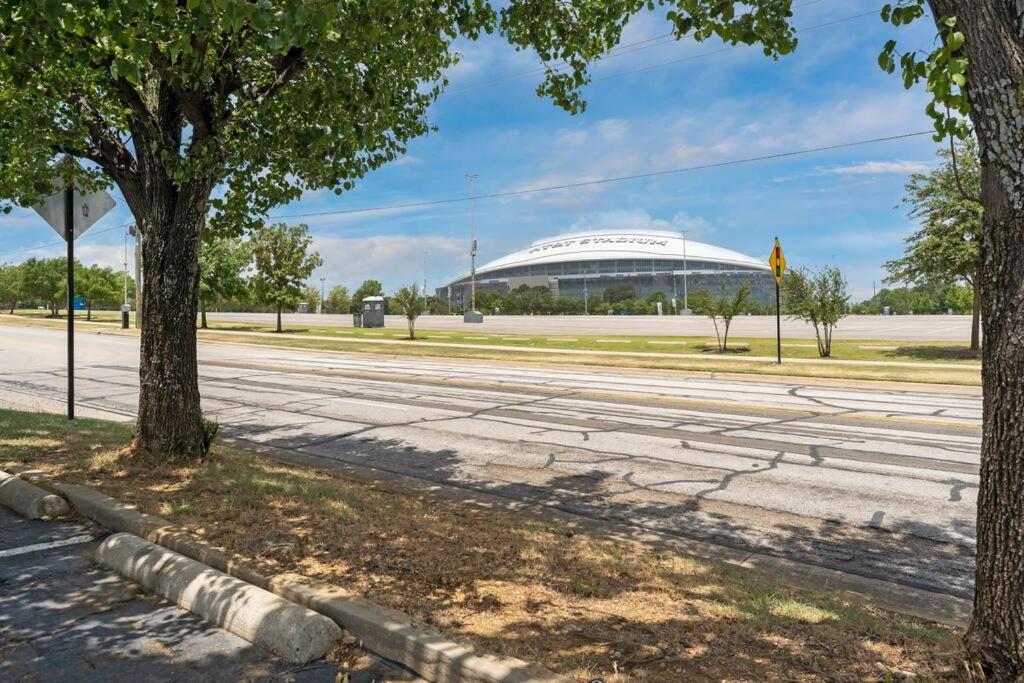 Family Friendly 2Bdrm-Walk To At&T/Cowboys Stadium Arlington Buitenkant foto