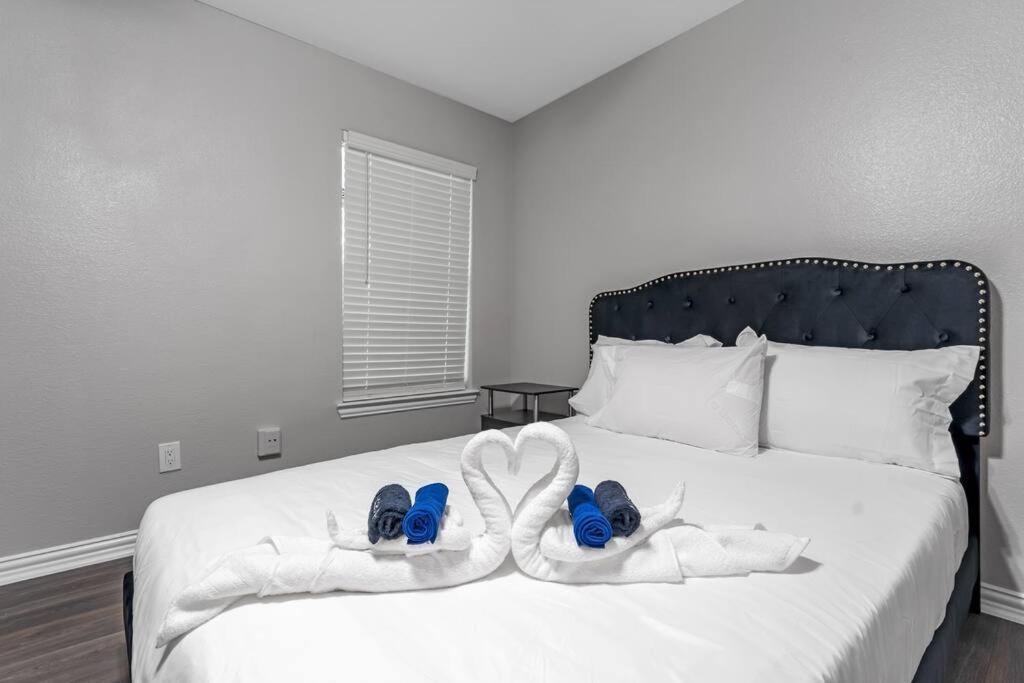 Family Friendly 2Bdrm-Walk To At&T/Cowboys Stadium Arlington Buitenkant foto