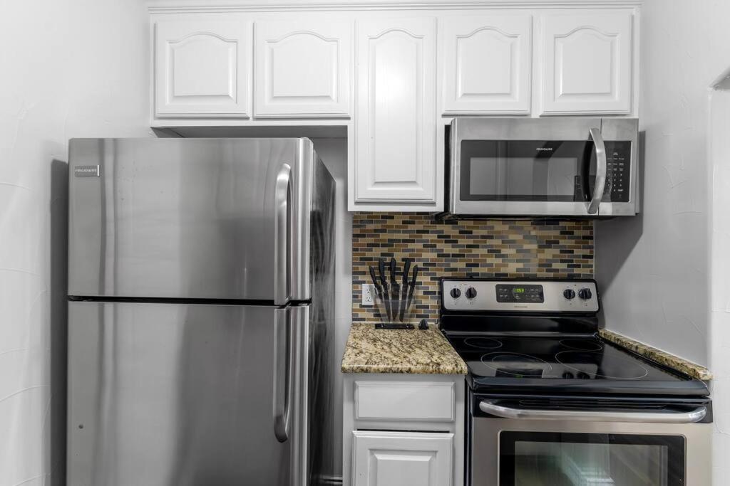 Family Friendly 2Bdrm-Walk To At&T/Cowboys Stadium Arlington Buitenkant foto