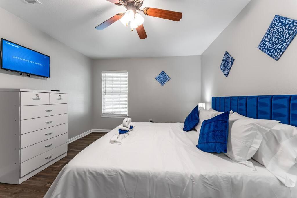 Family Friendly 2Bdrm-Walk To At&T/Cowboys Stadium Arlington Buitenkant foto